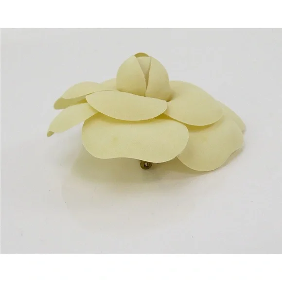 CHANEL Cream Floral Brooch with box